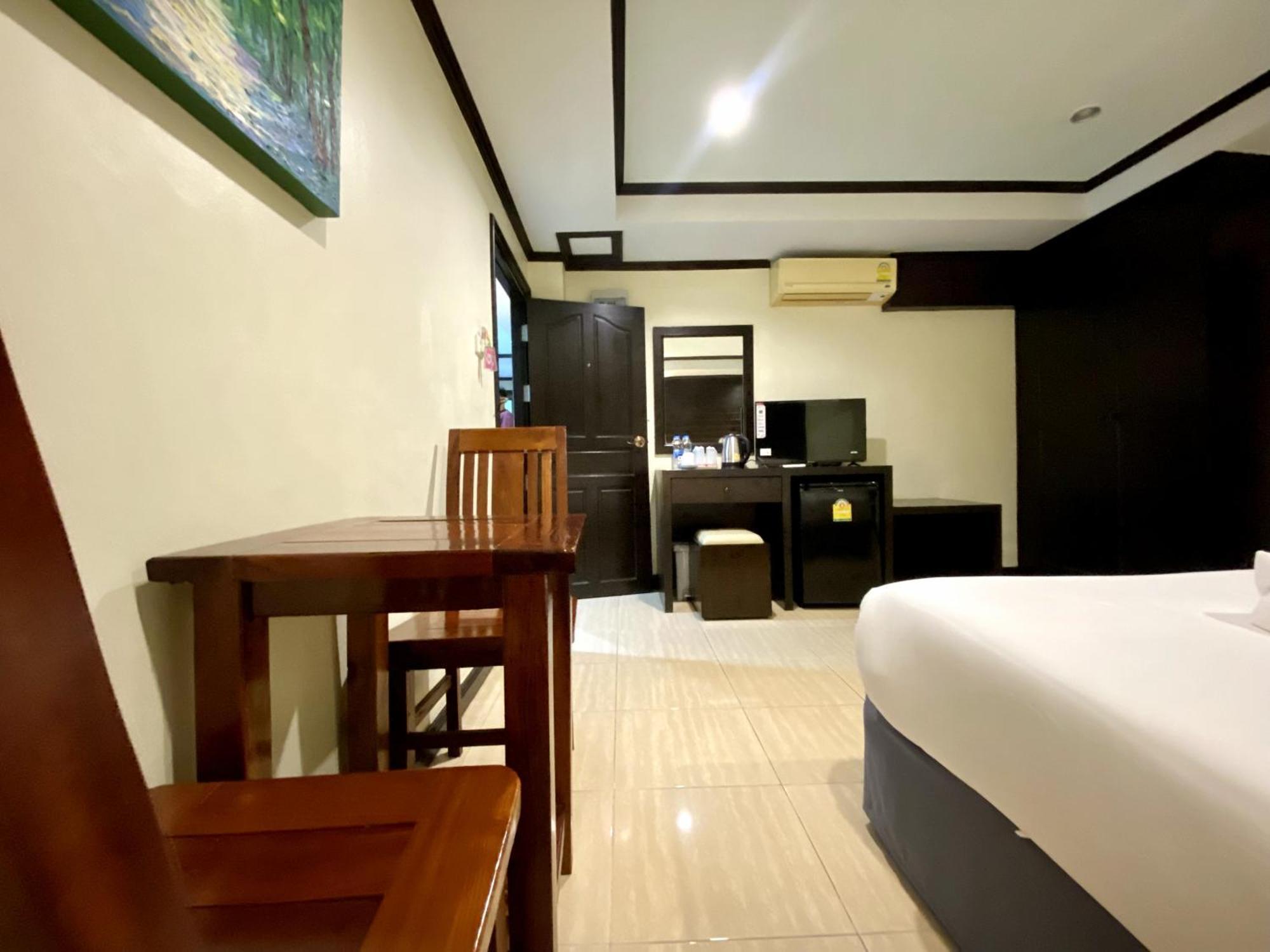 Lucky Residence Patong Bagian luar foto