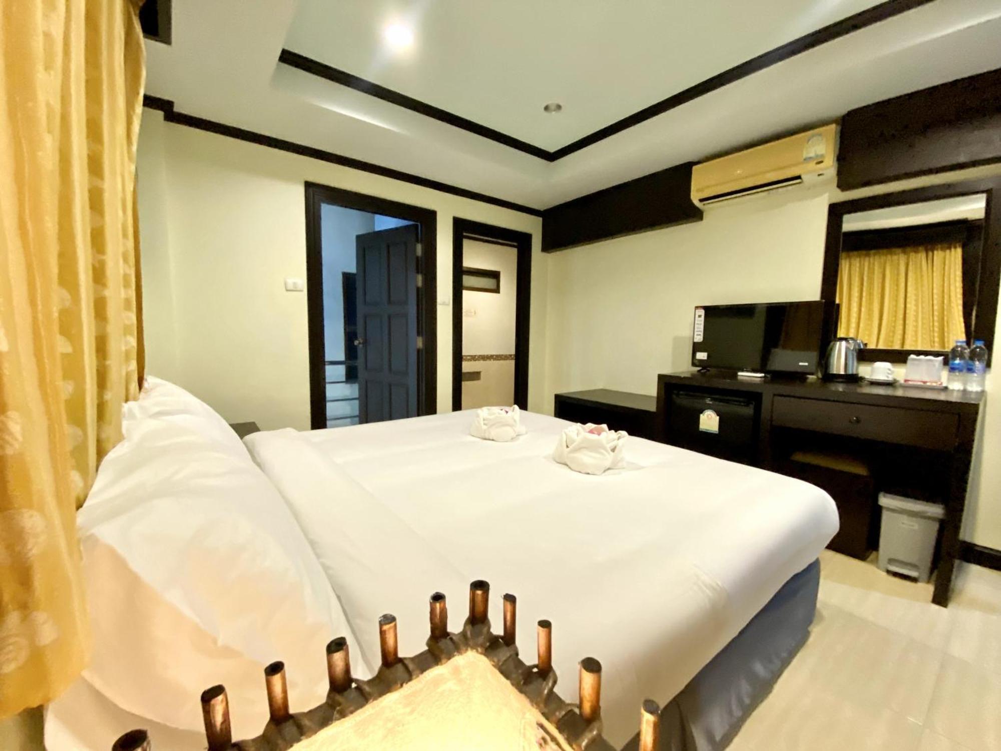 Lucky Residence Patong Bagian luar foto