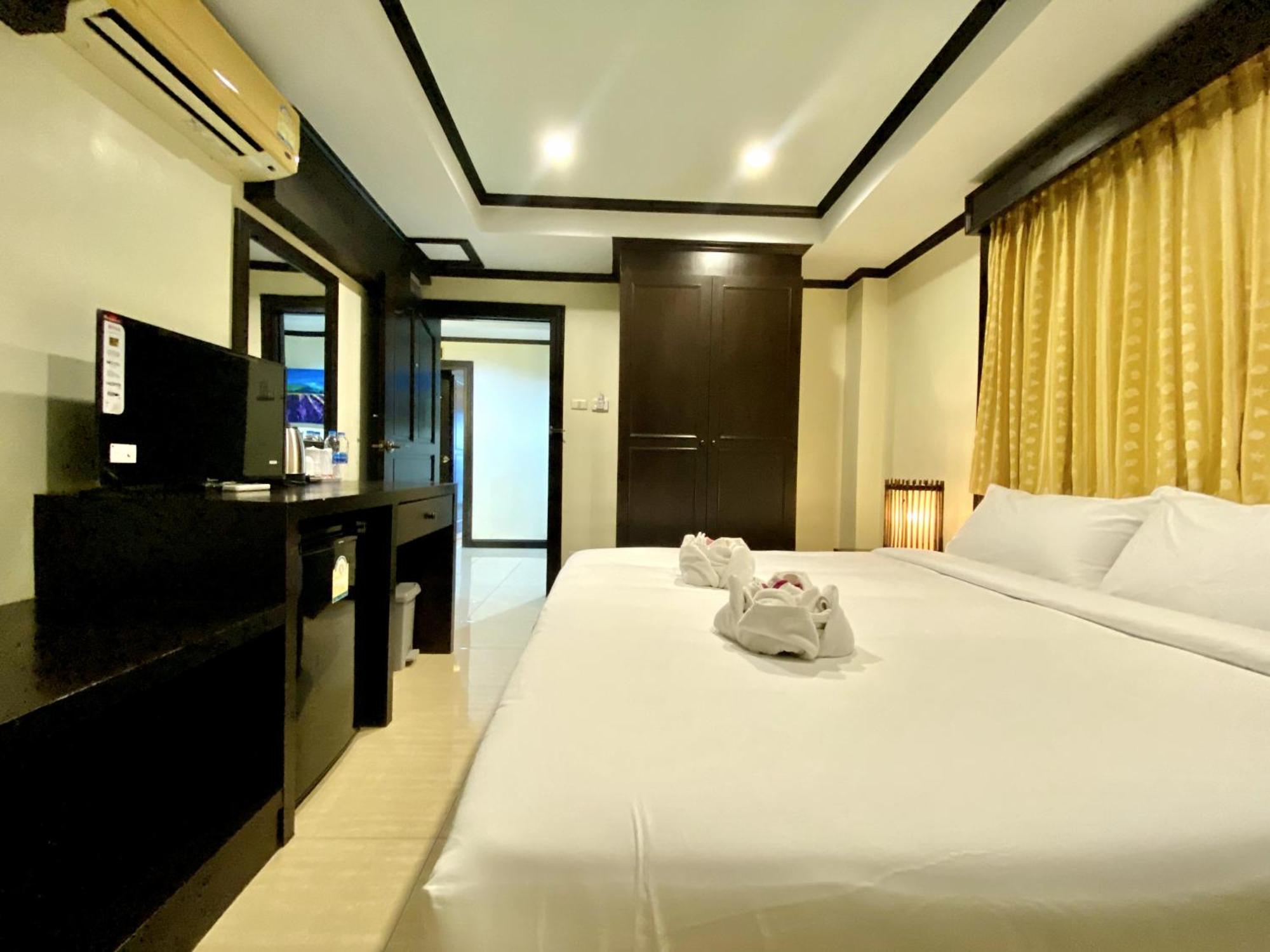 Lucky Residence Patong Bagian luar foto