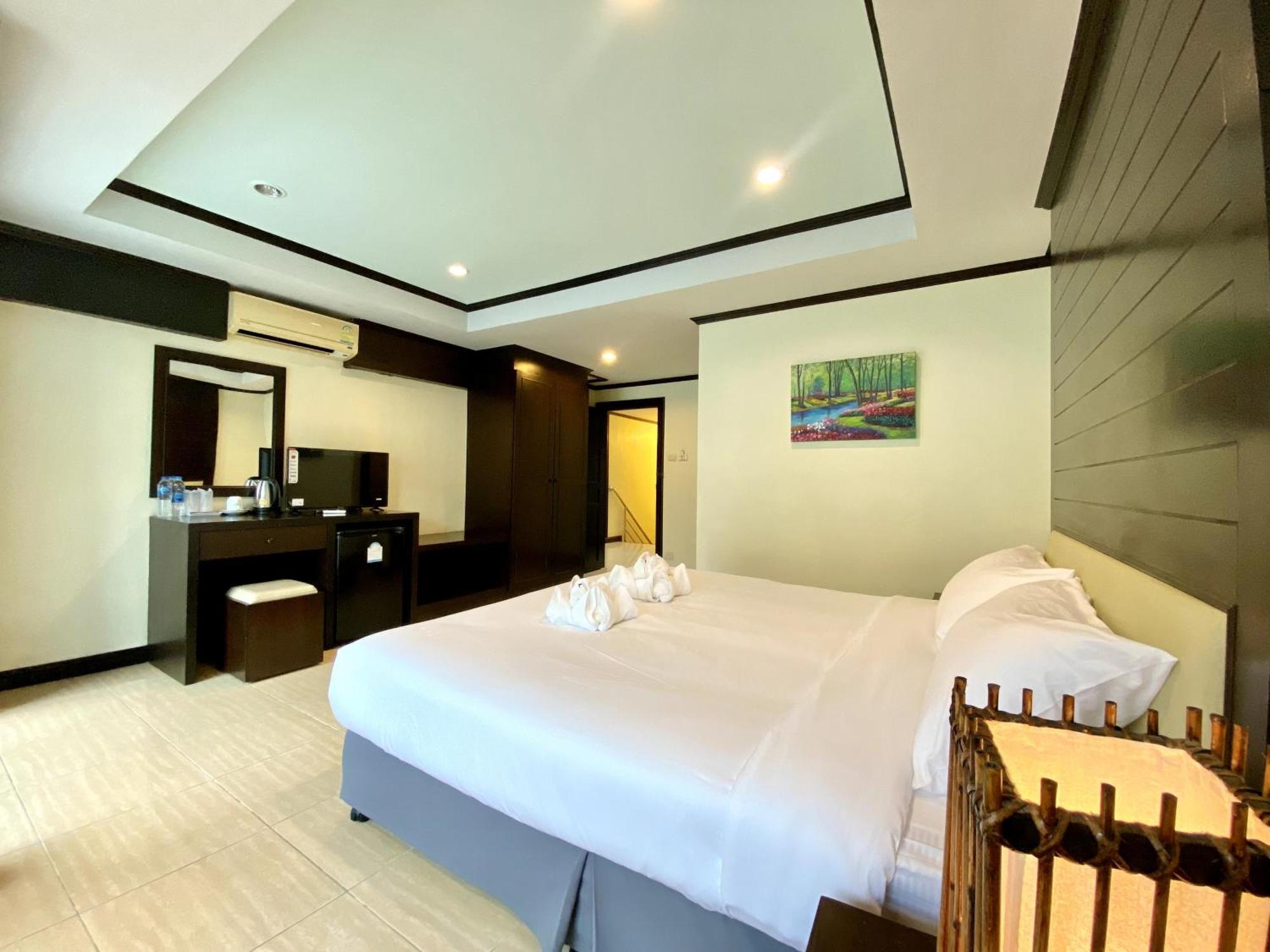 Lucky Residence Patong Bagian luar foto