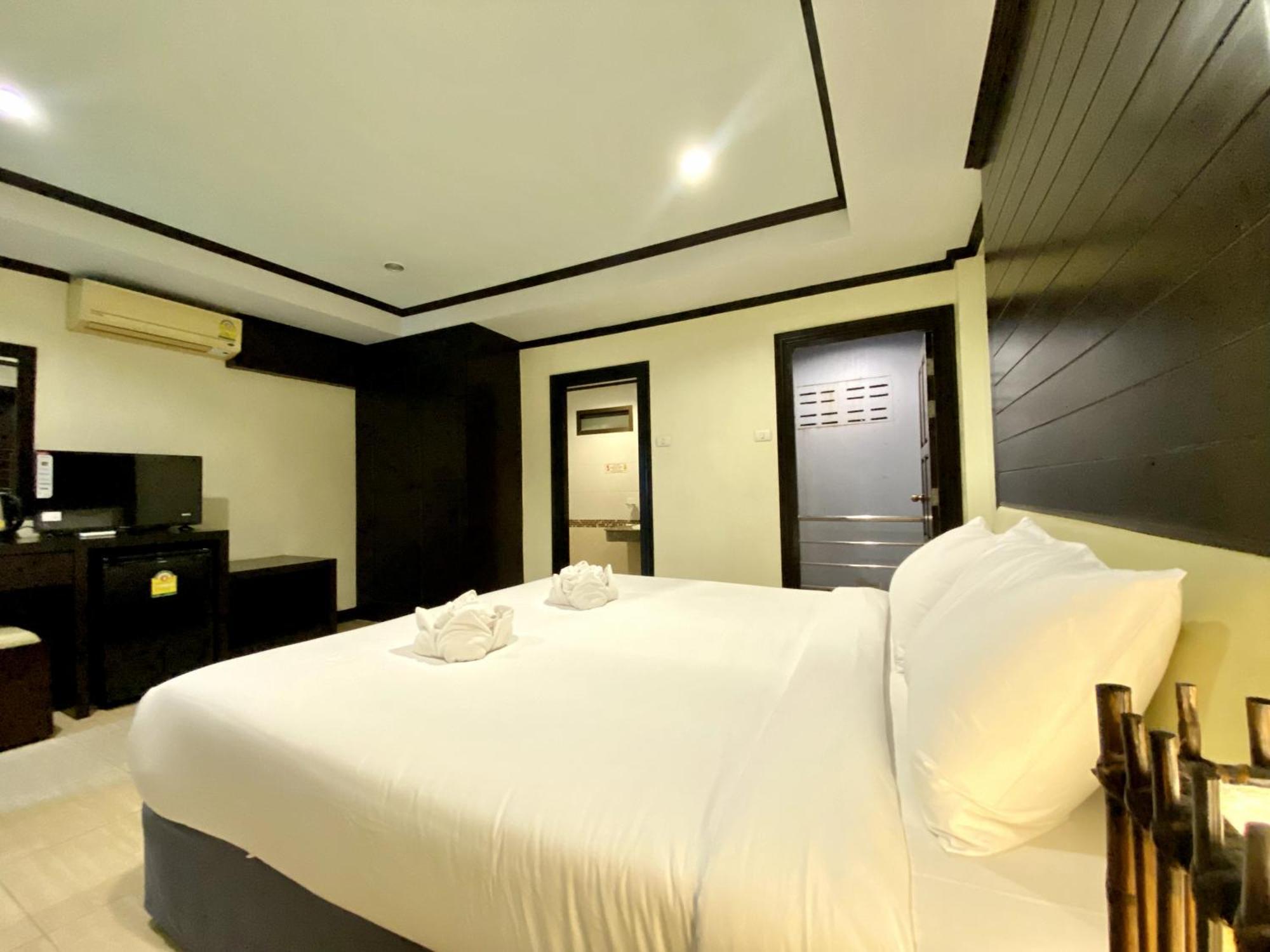 Lucky Residence Patong Bagian luar foto