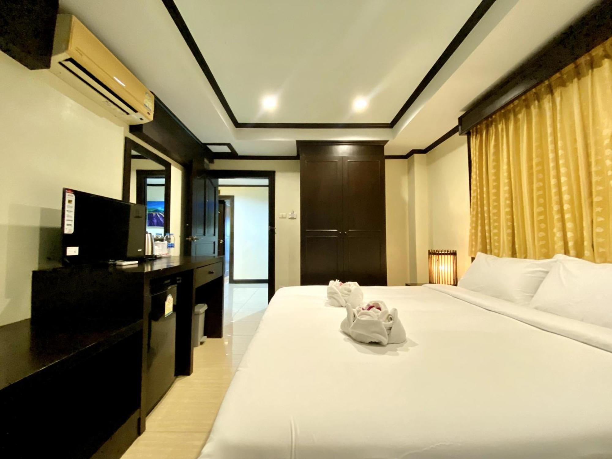 Lucky Residence Patong Bagian luar foto